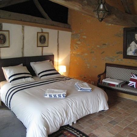 Bed and Breakfast Le Logis des Tourelles à Beaupréau Chambre photo